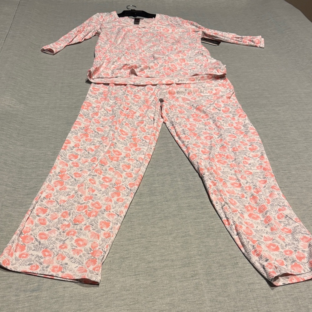 🆕 Rene Rofe Pink Floral Kids Pajama Set